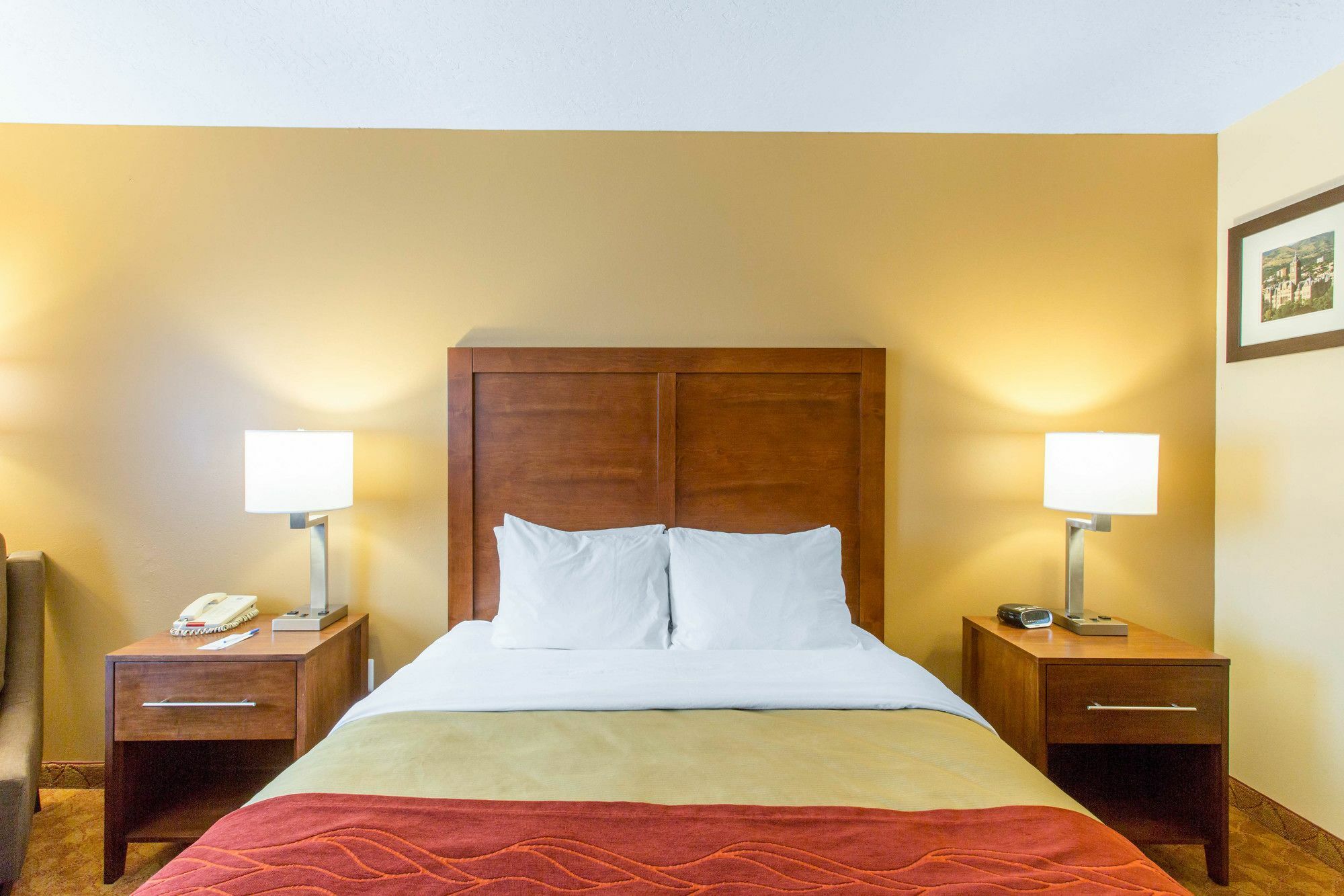 Quality Inn Logan Near University Экстерьер фото